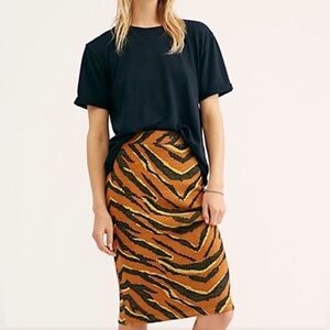 FREE PEOPLE - Knit Midi Skirt Tiger Print (XSmall)